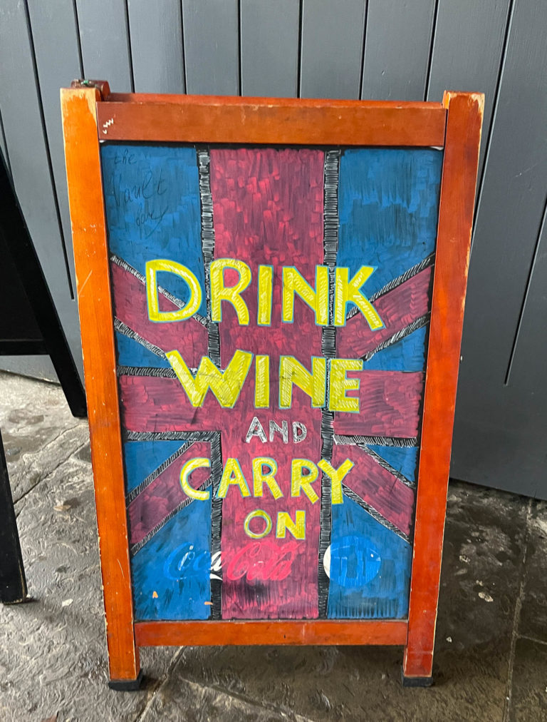London drink wine sign IMG_7436-3